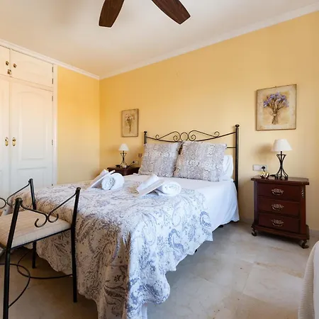 Апартаменти Malagasuite Costa Sol Oasis *